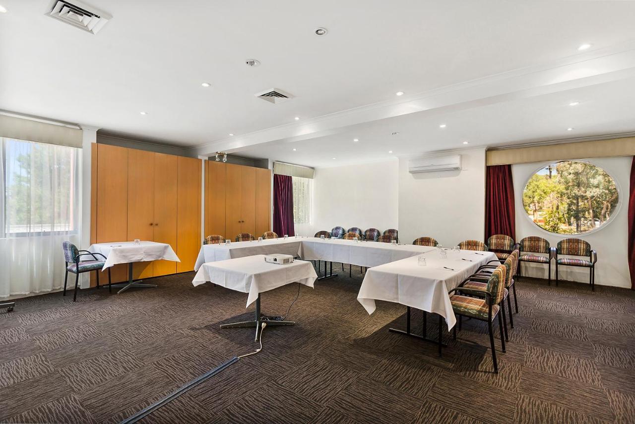 Mitcham Quality Hotel Manor מראה חיצוני תמונה