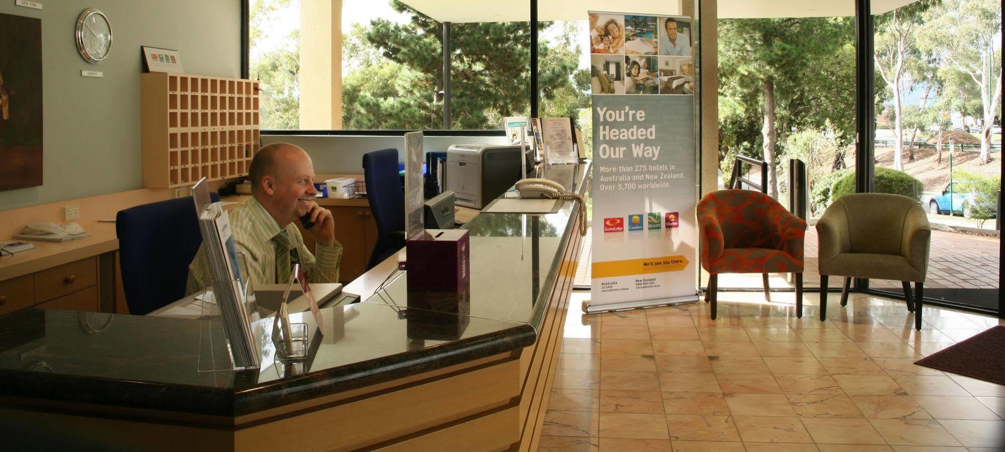Mitcham Quality Hotel Manor מראה חיצוני תמונה